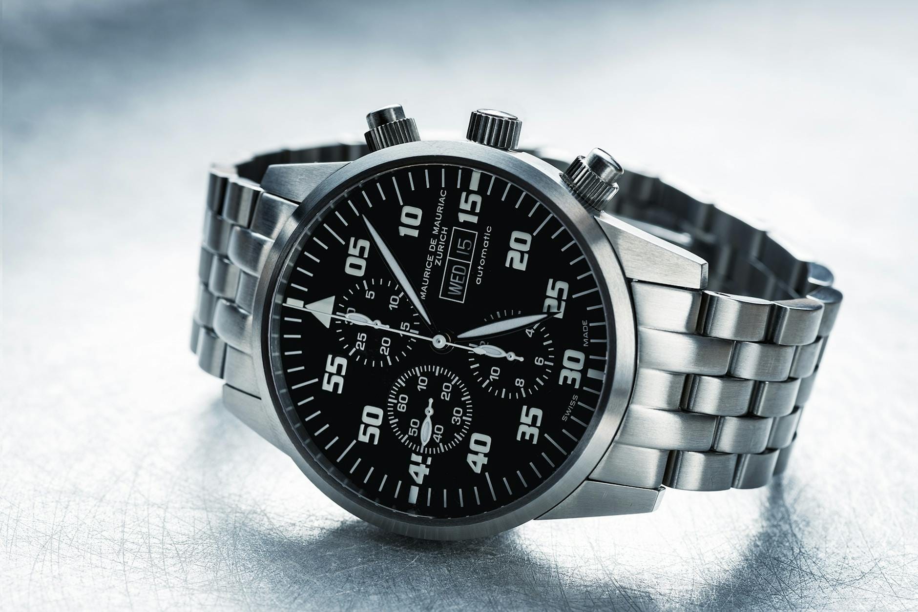 Girard-Perregaux Introduces the Laureato Chronograph in a Rich Chocolate Brown