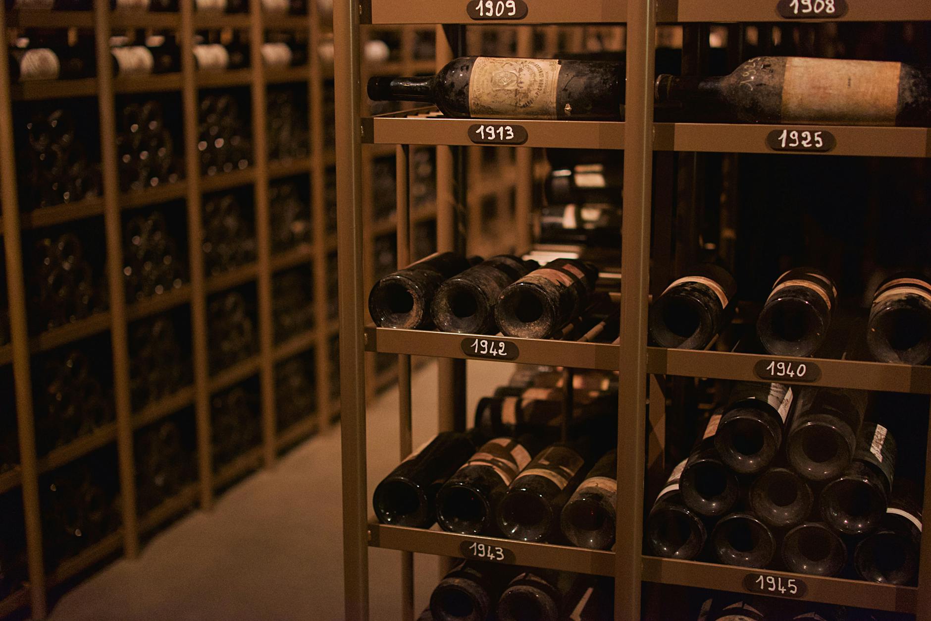 Wine investment: Bordeaux 2025 campaign imminent